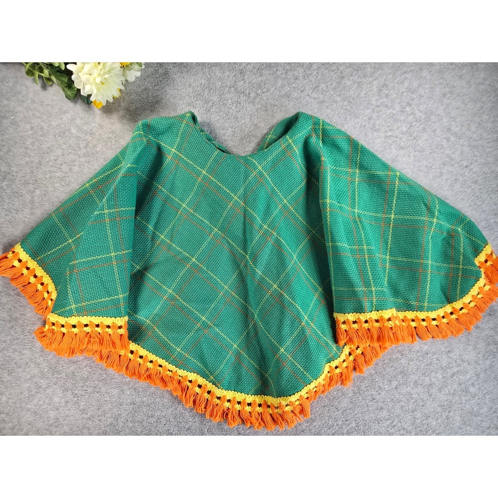 Vintage 70s Handmade Plaid Retro Poncho Shawl Girls Fringe Boho Capelet